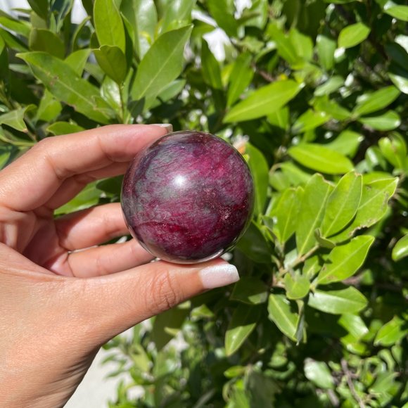 Red Plum Jade Blossom - Picture 2 of 4